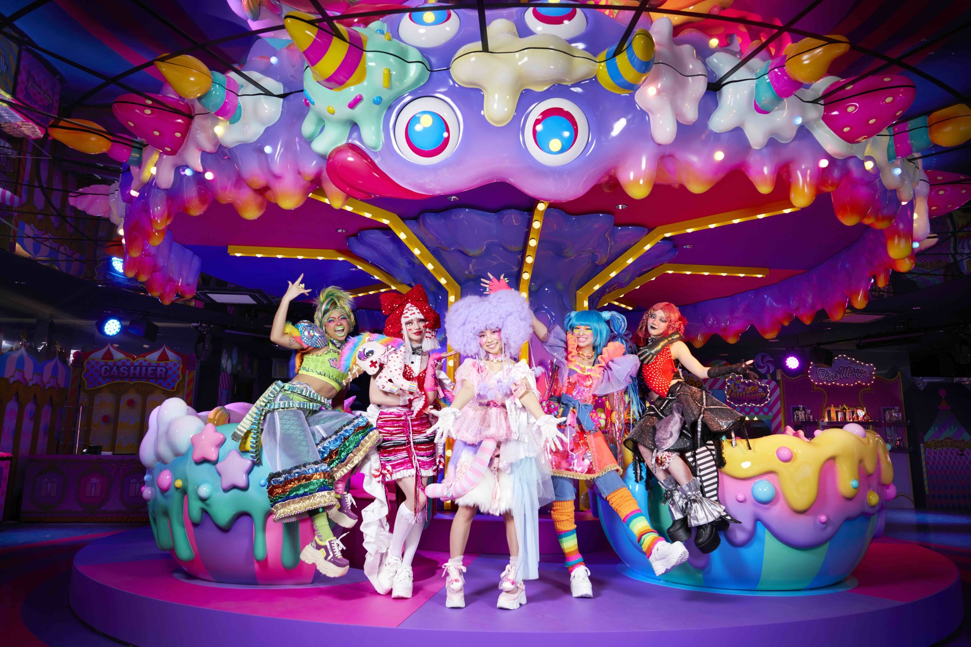 カラフルなTOKYO体験の決定版！「KAWAII MONSTER LAND - HARAJUKU -」物語の一部になる、60分間の回遊型ライブエンターテイメント体験