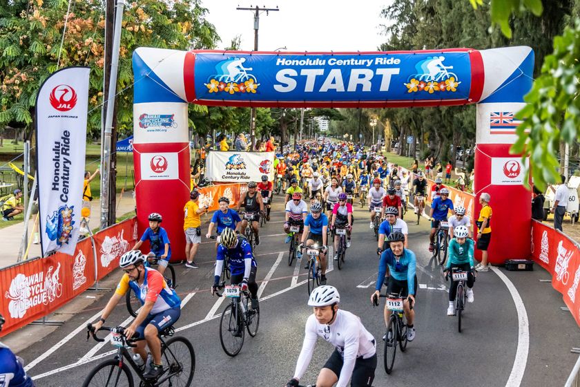 絶景のオアフ島を駆け抜ける、自転車で楽しむ人気のリゾートライドイベント「ホノルルセンチュリーライド2026」参加ライダー募集開始！！