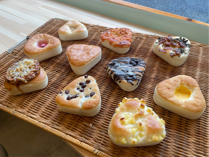 あいみパン　おむすび販売開始？！～米粉100％ グルテンフリーのおむすびパン～