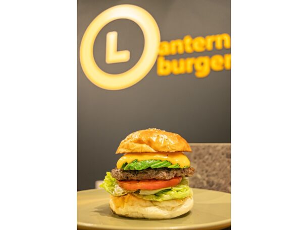 神楽坂の鉄板焼店発！グルメバーガー専門店「Lantern burger」　東京・神楽坂に移転し9月22日グランドオープン