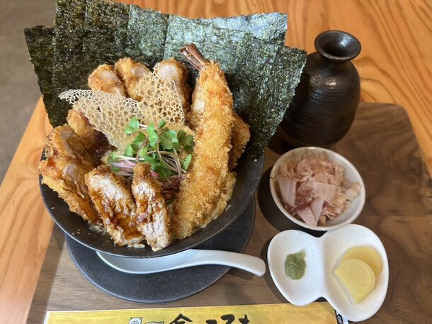 1日20食限定!思わず食べたことを話したくなる“金のカツ丼”、「カツ専門 金のころも ららぽーと門真店」にて販売開始
