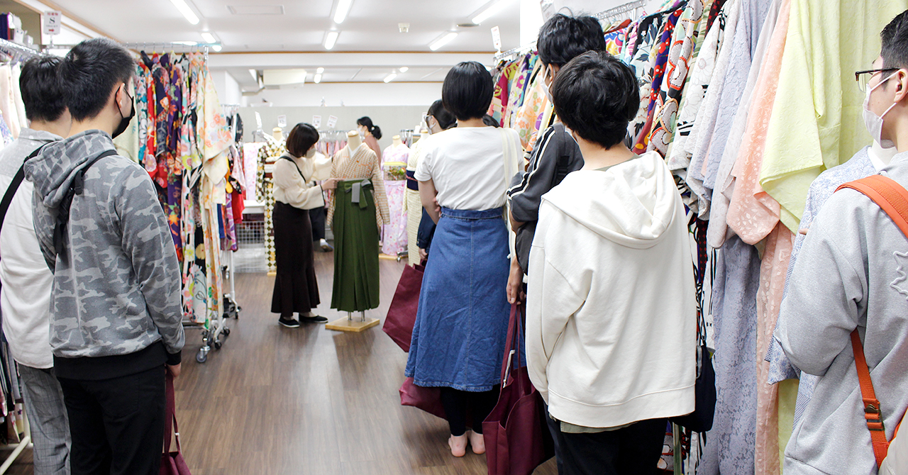 ■着物をメインテーマに！京都芸術デザイン専門学校との「産学連携プロジェクト」その②企業見学