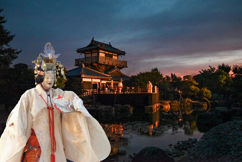 新緑さわやかな池田城跡公園の特設舞台で神秘的な伝統芸能を鑑賞!「第二十六回 いけだ薪能」5月17日(土)開催